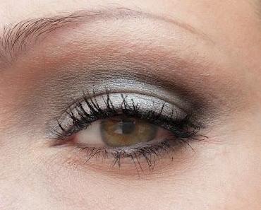 Tragbares Smokey Eye