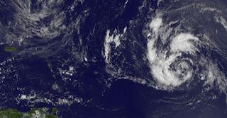 Tropischer Sturm NADINE zieht wahrscheinlich nicht in die Karibik