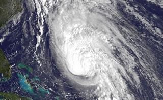 Hurrikan RAFAEL Bermuda aktuell