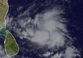 Pot. Tropischer Sturm NILAM vor Sri Lanka