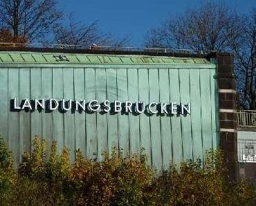Landungsbruecken in Hamburg