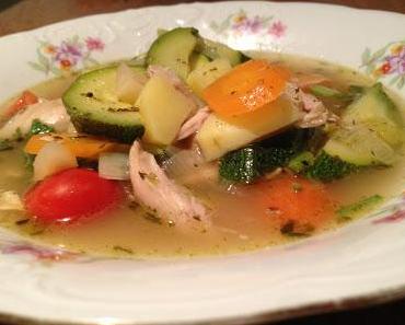 DIE ETWAS ANDERE HÜHNERSUPPE