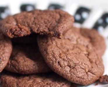 Schokoladen-Cookies mit Karamellkern (vegan, laktosefrei)