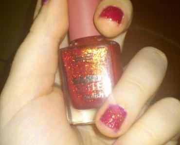 favorite nail polish... Illegale Sand Style von P2