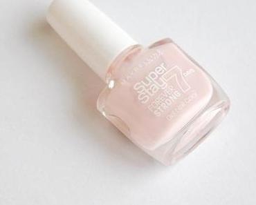 Perlen des Standardsortiments: Maybelline SuperStay Lack Pink Whisper