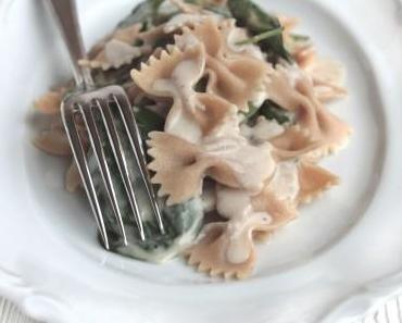 Pasta mit Babyspinat und Gorgonzola