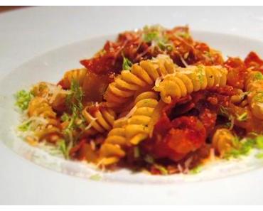 Fusilli con finocchi e salame