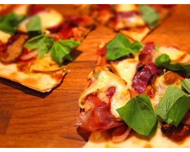 Steinpilzpizza mit Parma und Scamorza