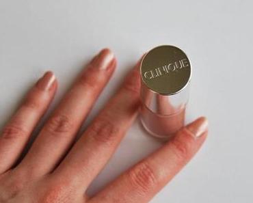 Lackiert: Clinique “Fizzy”