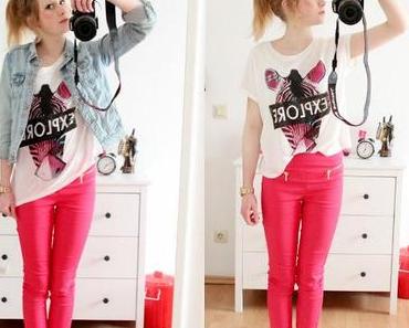 IN MY WORLD, THEY ALL EAT RAINBOWS AND THINK OF BUTTERFLIES