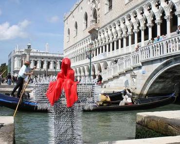 T-Guardians Public sculpture show art bienniale Venice Italy by Christoph Luckeneder and Manfred Kielnhofer