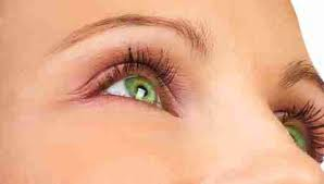 Kosten und Behandlungsmethoden der Augenlidstraffung