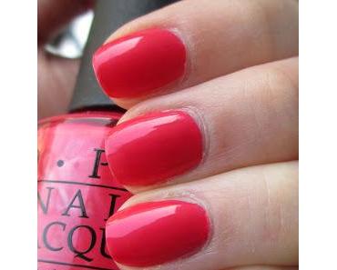 OPI A Definite Moust-Have [Couture De Minnie]