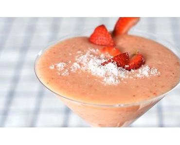 Papaya-Erdbeer Smoothie mit Kokos fructosearm