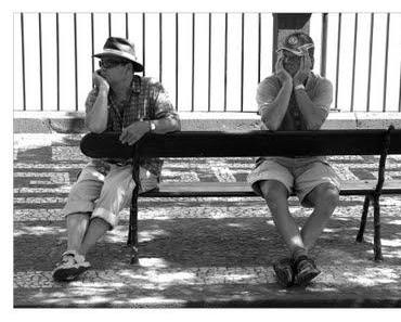 Männer und das lange Warten auf ihre Frauen