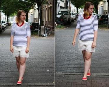 Marine Look - Lace, Blue and Red