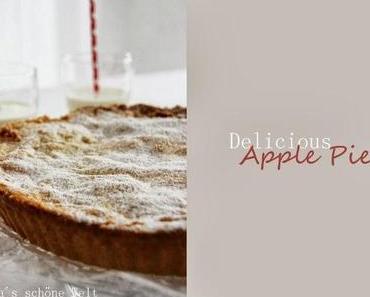 Apfelkuchen :: Apple pie