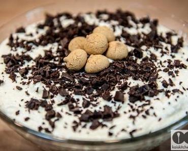 Mascarpone Creme mit Pfirsichen und Amarettini