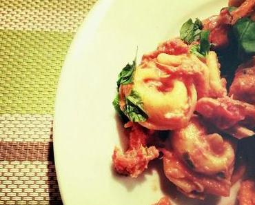 Tortellini in Tomaten-Möhren-Estragon Sauce: Ein Ausflug in die andere Pasta-Galaxis