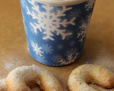 Vanillekipferl - oder "In der Weihnachtsbäckerei, gibt's so manche Leckerei"