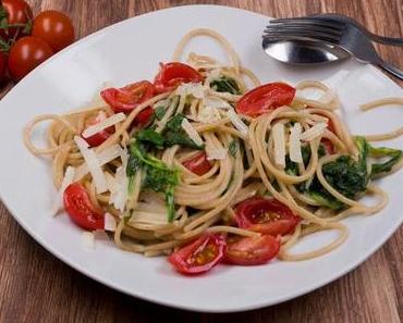 Spaghetti mit Spinat-Sahne-Soße