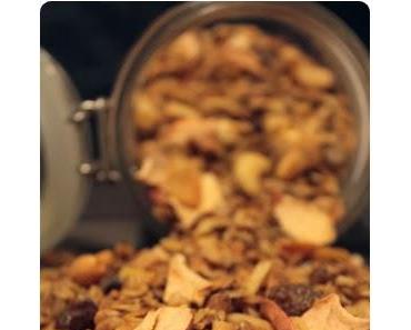 Apple Pie Granola Knuspermüsli - Oder: Backen mit Freud