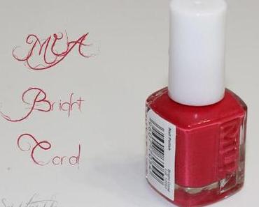 Freitags-Nägel: MUA Bright Coral