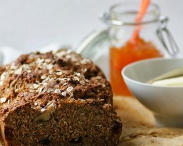 Blitzschnelles Schwedenmilchbrot mit Früchten und Nüssen nach Leila Lindholm