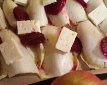 Chicorée, Rote Bete, Apfel und Schafskäse