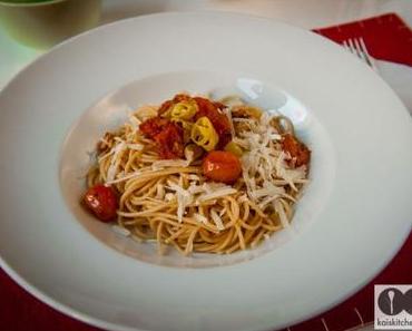 Spaghetti mit Tomaten, Knoblauch und Pepperoni alla Jan