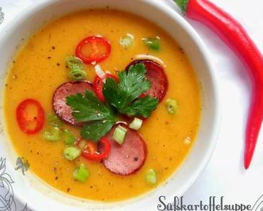 Zum Aufwärmen: Süßkartoffelsuppe mit Chili und Cabanossi
