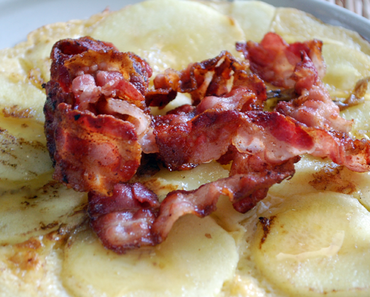 APFELPFANNKUCHEN MIT SPECK