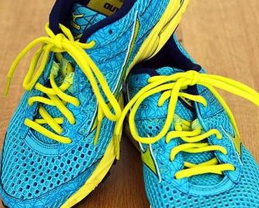 Heiße Höschen und schnelle Schuhe