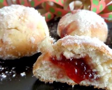 KONFETTI,LUFTSCHLANGEN UND KRAPFEN