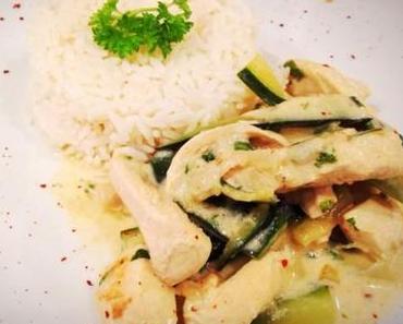 Zucchini-Chicken mit Reis