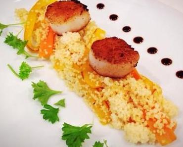 Jakobsmuscheln auf Paprika-Couscous