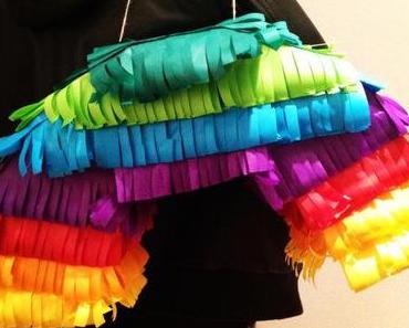 DIY Rainbow-Piñata