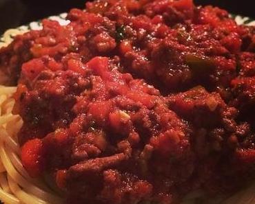 Hmm, lange keine Bolognese mehr gekocht… :-D #foodporn – via Instagram