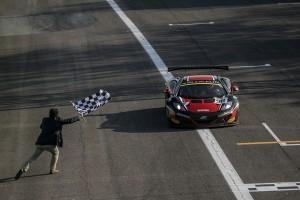 Sieg für ART Grand Prix und McLaren beim ersten Rennen der BES in Monza