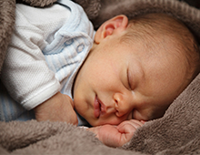 5 Tipps, wie Babys (mit Glück) besser einschlafen