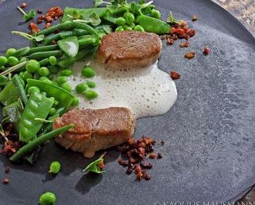 Iberico-Filet, Specksauce und Gemüse