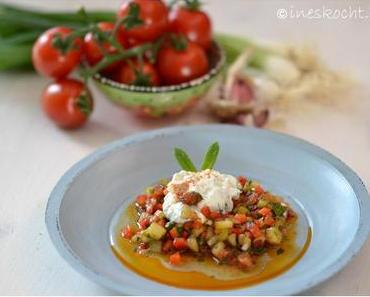 Türkischer Löffelsalat mit Haydari