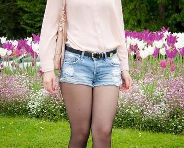 SPRING PASTEL FLOWERS