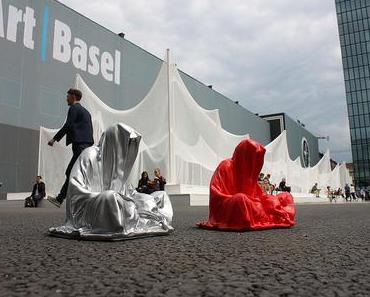 “Art Basel”:  The Missing Keeper of Time – Zwei “Wächter der Zeit” sind verschwunden – Guardians of Time by Manfred Kielnhofer