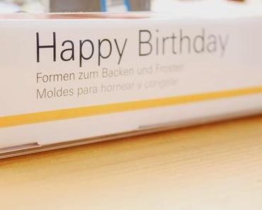 1. Bloggeburtstag + Give-Away für alle Naschkatzen unter euch