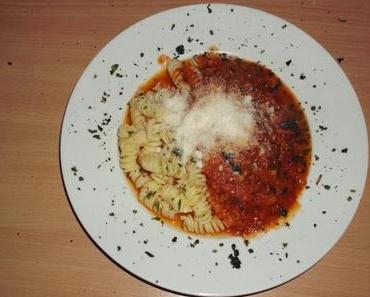 Testkochen die Zweite - Fusilli mit Tomatensoße