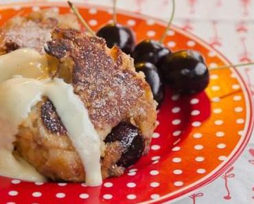 Chriesiküechli – Markgräfler Kirschküchlein mit Vanillesauce
