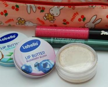 What´s in my essential cosmetic bag