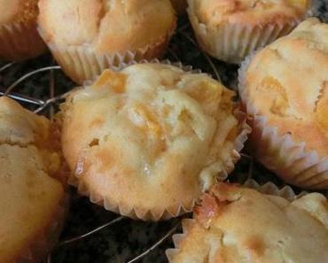 Weiße Schoko-Pfirsich-Muffins
