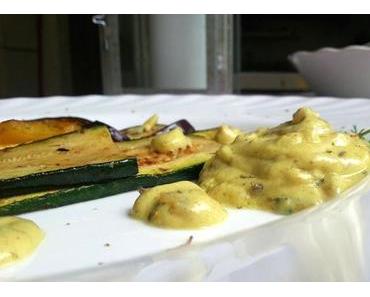 gegrilltes Gemüse mit veganer Curry-Sauce